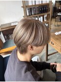 ミルクティーベージュ