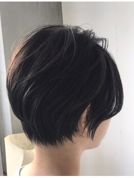 フェイス 延岡店(face)の写真/髪質・骨格を見極めた高いカット技術があなたに似合うスタイルを叶える！旬のショートヘアもおまかせ◎