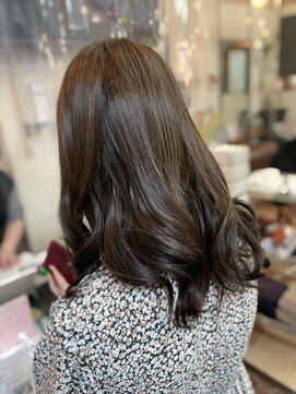 ビランチェ 池袋(bilancia) グレージュ/ナチュラルアッシュ/アースカラー/池袋/池袋東口