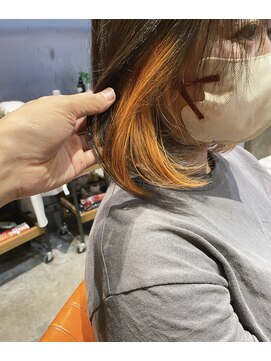 インス(ensue) イメチェン小顔前髪ボブ大人可愛いイヤリングカラーオレンジ