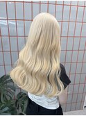 イメチェン/ホワイトブロンド/外ハネボブ/ワイドバング/渋谷
