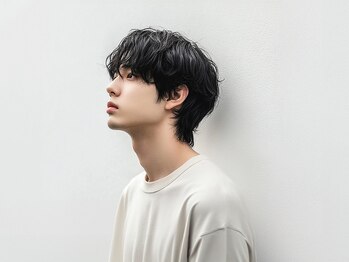 アンティーカ バイ エレノア(Antica by eleanor)の写真/カットで差がつくメンズスタイル◇髪質や骨格を見極めたカットで、360度どこから見てもキマるスタイルに。