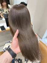 シカ 神戸三宮元町店(Cica)&nbsp;神戸　三ノ宮　元町　髪質改善　 透明感カラー　ベージュ