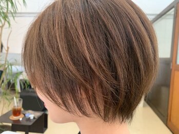 ケイズギャラリーイースト(KS GALLERY EAST)の写真/髪の悩みを魅力に変えるカット技術で360度どこから見ても美しいスタイルに。伸びてきても扱いやすい♪