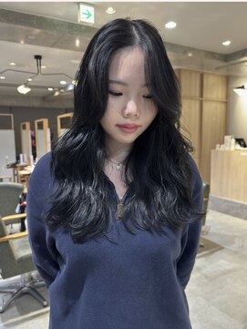 ゼストプラス(ZEST plus) 暗髪でも重く見えないブルーブラックスタイル