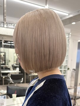 サンクプロジェクト(cinq PROJECT) ハイトーン切りっぱなしショートボブラベンダーミルクティー韓国