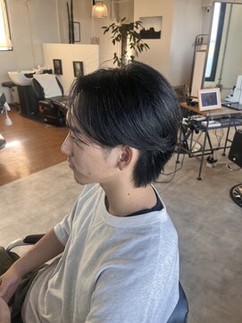 さらさらセンターパートウルフ