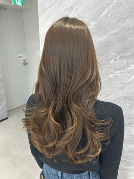 アルドーレフィエロ シンサイバシ(Ardore fiero shinsaibashi) ヘーゼルベージュ☆レイヤーカット 20代30代