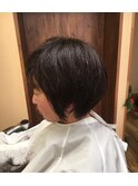 癖毛を収めるクセ毛さんカットです☆