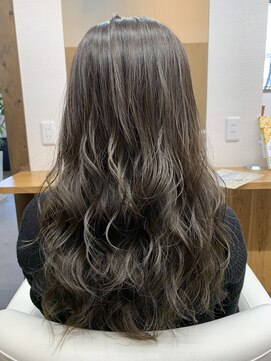 ライフビィ チャーム(Lifebe Charm) ロング☆アッシュ系