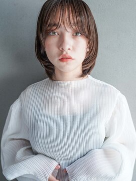 カンナ(Canna) マッシュウルフ/フェザーバング/カーキグレージュ/髪質改善/20代