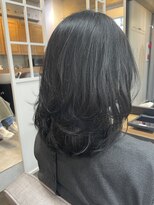 ヘアアンドメイク スタジオ ミムロ(HAIR&MAKE STUDIO MIMURO) 毛流れ魅力のミディアムレイヤー