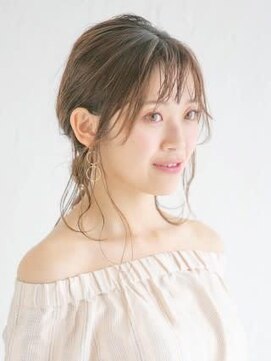 アース 三軒茶屋店(HAIR&MAKE EARTH) ブロンド_ヘアアレンジ_ハイトーン_おくれ毛_三軒茶屋_髪質改善