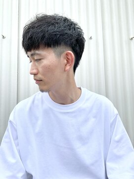 ハンズクラン(HANDS CLAN) ぱつっと前髪 × 2ブロック