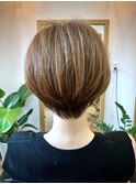 くびれ大人ショート