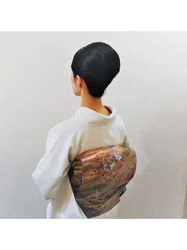 横濱ハイカラ美容院(haikara美容院) 訪問着着つけとヘアセット