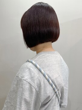 サクラ オモテサンドウ(SAKURA) ショートボブ×コンパクトボブ×小顔ボブ×秋のボルドーカラー