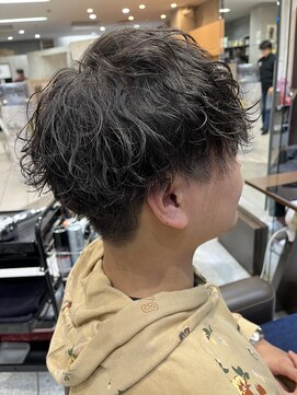 ヘアールーム プリズム(Hair room Prism) 波巻きツイストスパイラル