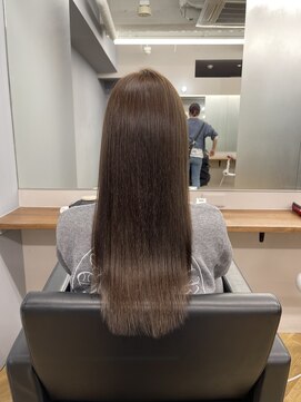 シカ 神戸三宮元町店(Cica) 髪質改善 UPTOGLOSS 三宮 神戸美容室 美髪 トリートメント 元町