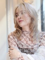 エムスラッシュ 新百合ヶ丘(M.SLASH)&nbsp;かきあげ前髪/うざバング/ブロンド/センターパート/新百合ヶ丘