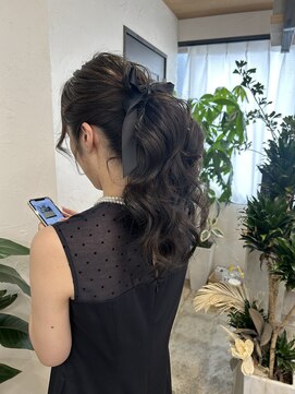 イット(it.) kana 結婚式 ポニーテール