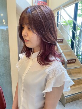 ルシュカイチマルニ(Rasca102) インナーカラー/イヤリングカラー/ピンク/くびれヘア