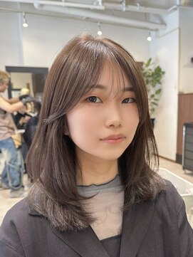 ビューネオ(VIEW NEO) レイヤー/ミディアムヘア/顔周り/前髪/似合わせ/谷町四丁目