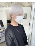 ケアブリーチ×ハイトーン×ホワイトカラー（表参道）