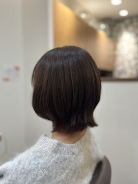 フリージア(freesia) くびれボブ/外ハネボブ/髪質改善トリートメント/30代40代50代