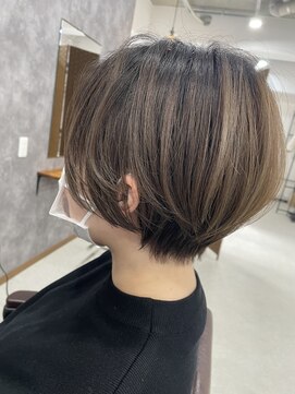 ビビ(BiBi) ローライトシャドールーツ