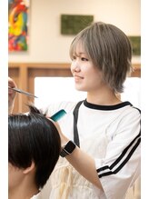 ルプス ヘアーアンドメイク(LUPUS HAIR&MAKE) カナ 