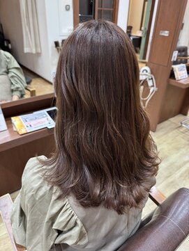 ブラウンカラー