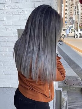 シェルヴ(XELVE) ホワイトカラーシャドウルーツ