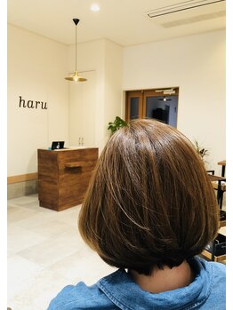 ハル(haru)の写真/ぺたんこ・広がり・パサつき髪のお悩みを解決！扱いにくいお悩み髪を艶髪へ導くダメージ補修技術☆