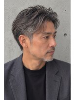 ORI. men’s hair by ENURE【オリ メンズヘア バイ エヌア】&nbsp;大人のニュアンスパーマ