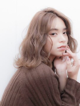 フロート 小阪店(float) ブランジュ_外ハネボブ,アッシュブラウン,ネオウルフ