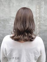 スイート ヘアデザイン(Suite HAIR DESIGN)&nbsp;ミルクティーグレージュ と 外ハネミディアム