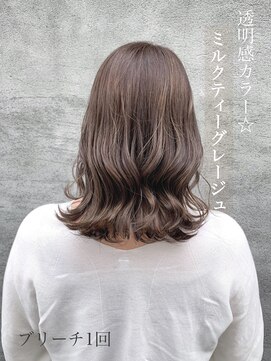 スイート ヘアデザイン(Suite HAIR DESIGN) ミルクティーグレージュ と 外ハネミディアム