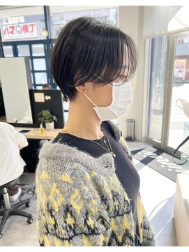 ジーニー 横浜(giinii) 大人美人20代30代40代_黒髪_ハンサムショート【横浜】渋谷良太