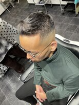 バーバーショップ ブラキッシュ(Barber Shop BRACKISH) スキンフェード&アイロンパーマ