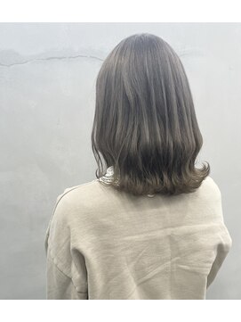 ピオニー(PEONY) アッシュベージュ