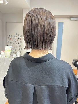 サンド 銀座(sand) ★◎グレージュぱつっとボブ切りっぱなし