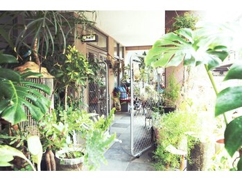 HAIR SALON .half 【ヘアサロン ドットハーフ】