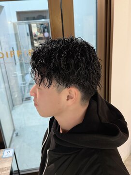 コワファーストナガサキシャンプーボーイ(COIFF1RST NAGASAKI SHAMPOO BOY) ツイストスパイラルパーマ　メンズサロン　マッシュカット　長崎