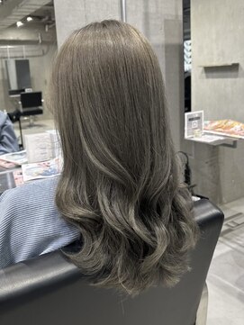 ラック 表参道(LUCK) オリーブグレー/グレージュ/レイヤーカット/表参道/原宿