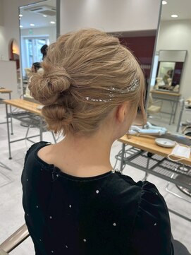 サボ(sabo) 韓国ヘア/顔まわり/韓国レイヤー/前髪カット/小顔/韓国風