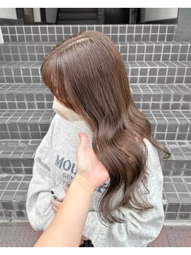 ユエ(Yue) ゆる~とbeigecolor