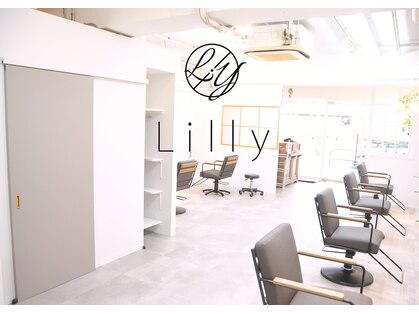 リリー 勝田台店(Lilly)の写真