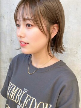 スウィープ 平尾(sweep) 切りっぱなしボブ 外ハネボブ 顔周りレイヤー ベージュカラー