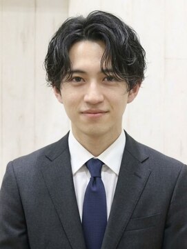 銀座マツナガ 神田店 骨格補正ビジネス×カジュアル×爽やかセンターパート
